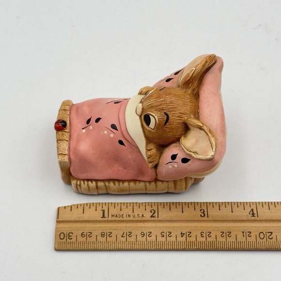 Vintage Pendelfin Wakey Easter Rabbit Bunny Bed Lady Bug Made in Englend Figure - Picture 4 of 9